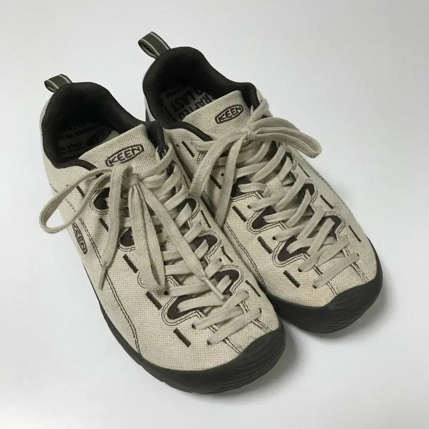 [BUNJANG] Kin Jasper Canvas Sneakers Natural Black Olive (280) / (280) 킨 재스퍼 캔버스 스니커즈 내츄럴 블랙 올리브
