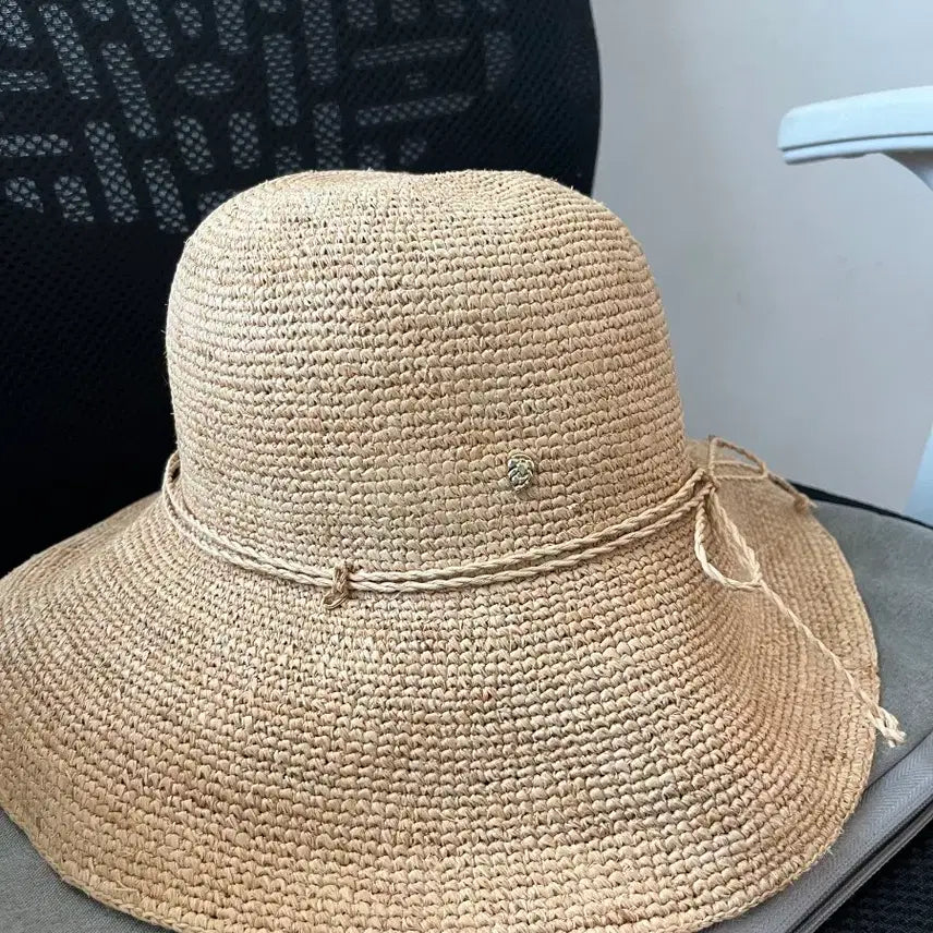 [BUNJANG] Helen Kaminski Raffia Bucket Hat Beige / 헬렌카민스키 모자 베이지 색상