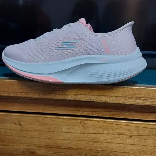 [BUNJANG] Skechers Max Cushioning Women's Go Walk Slip-ins (Size 225) / 스케쳐스 맥스 큐셔닝 슬립인스.225