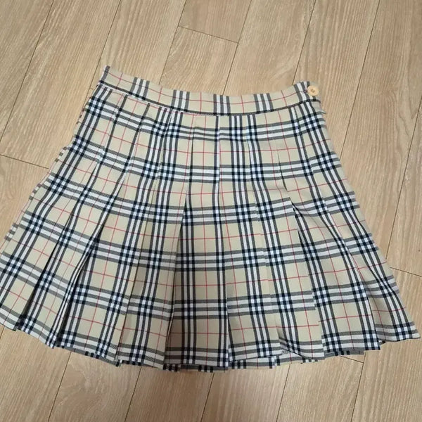 [BUNJANG] Beige Check Tennis Skirt (Size S) / 베이지색 체크 테니스 스커트 S사이즈