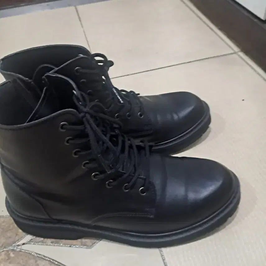 [BUNJANG] Black Combat Style Walker Boots - Size 255 / 전투화스타일 워커 255사이즈