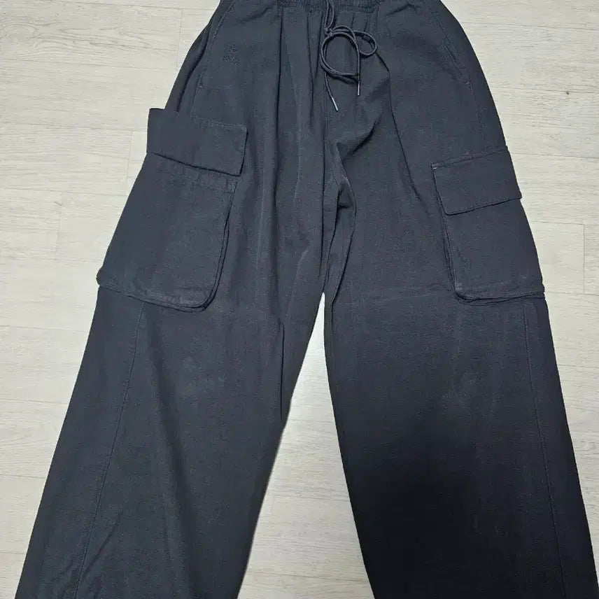 [BUNJANG] Politeru Human Index Cargo Pants Black / 폴리테루 휴먼인덱스 카고 팬츠 블랙1