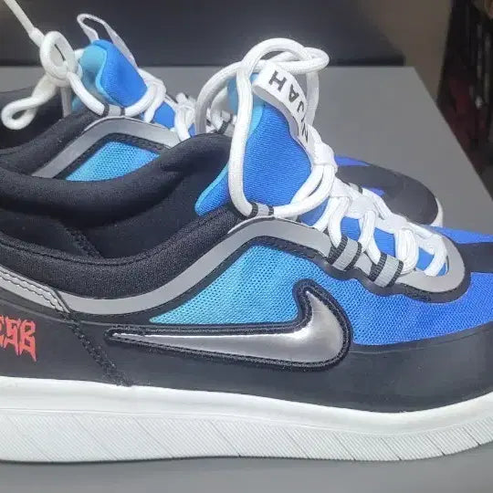 [BUNJANG] Nike SB x Lamborghini Dunk Low Premium SB Shoes / 나이키 프리2 프리미엄 x 삼보르기니