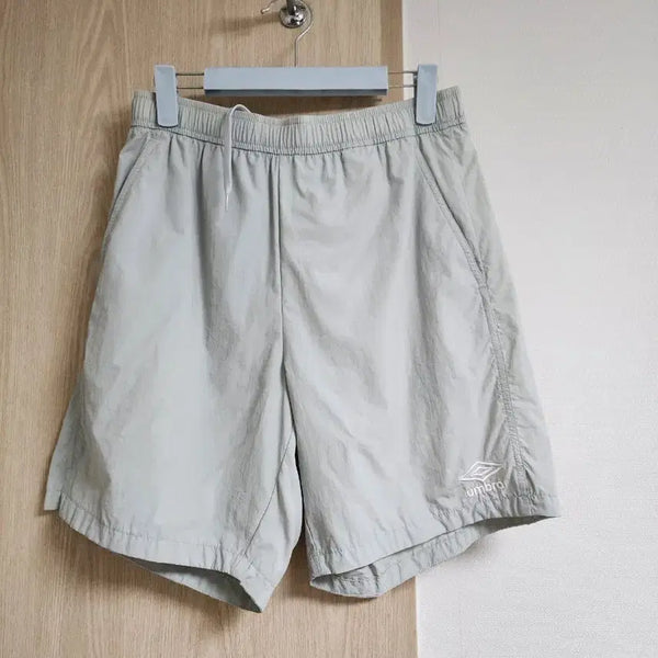 [BUNJANG] Umbro Shorts Mint Green Size 75 / 엄브로 반바지 판매
