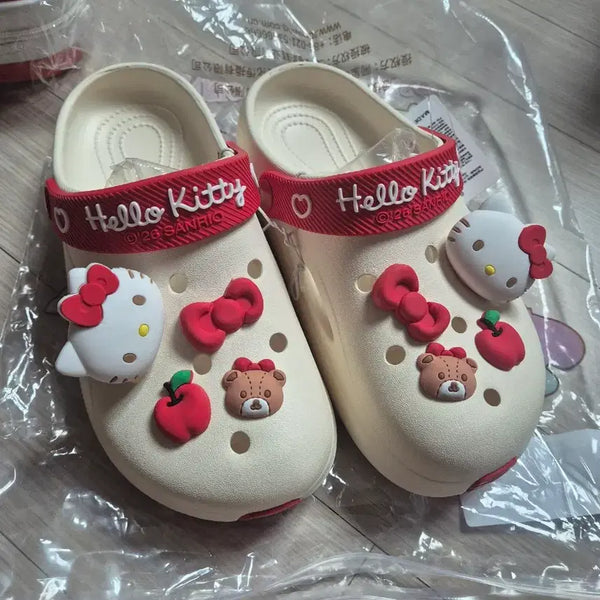 [BUNJANG] Sanrio Hello Kitty Clog Charms for Slippers and Sandals (Red) / 헬로키티 지비츠 신발 산리오  슬리퍼 샌들 레드230,240,250