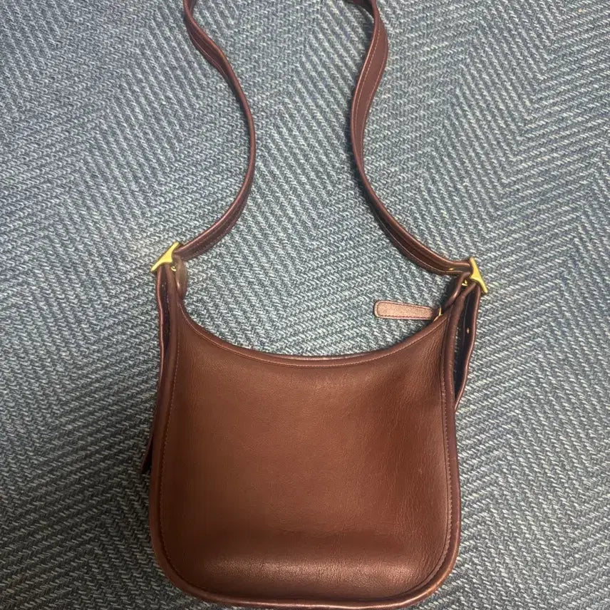 [BUNJANG] 90s Old Coach Crossbody Bag / 90s 올드코치 크로스백