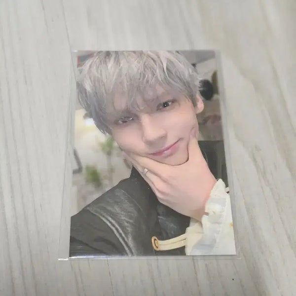 [BUNJANG] TXT Apple Pop-up Huening Kai Photocard / 투바투 애뿔바투 애플 팝업 휴닝카이 특전 포카
