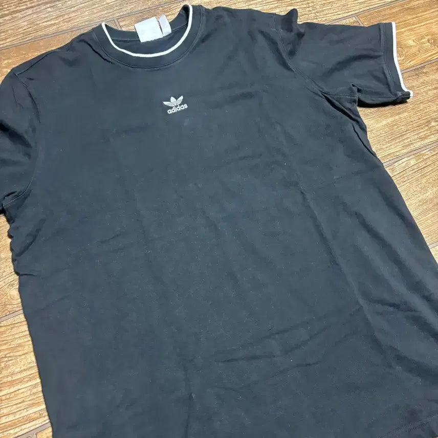 [BUNJANG] Adidas Short Sleeve T-Shirt / 아디다스 반팔