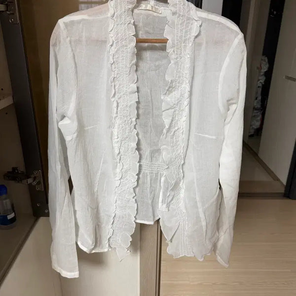 [BUNJANG] OUR LEGACY White Frill Detail Blouse / OUR LEGACY 블라우스