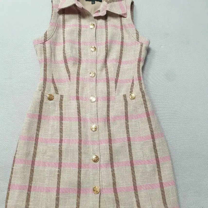 [BUNJANG] TOCCIN Tweed Check Sleeveless Jacket / TOCCIN 트위드 체크 민소매 자켓 여성85