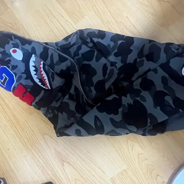 [BUNJANG] Vintage Bape Shark Camo Hoodie / 빈티지 베이프 샤크 카모 후드 급처