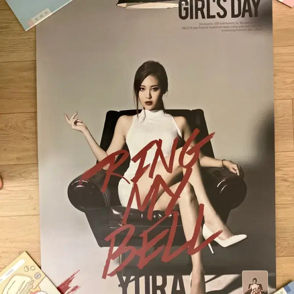 [BUNJANG] Girl's Day Yura Ring My Bell Album and Poster Set / 걸그룹 걸스데이 유라 ring my bell 앨범과 포스터 팝니다