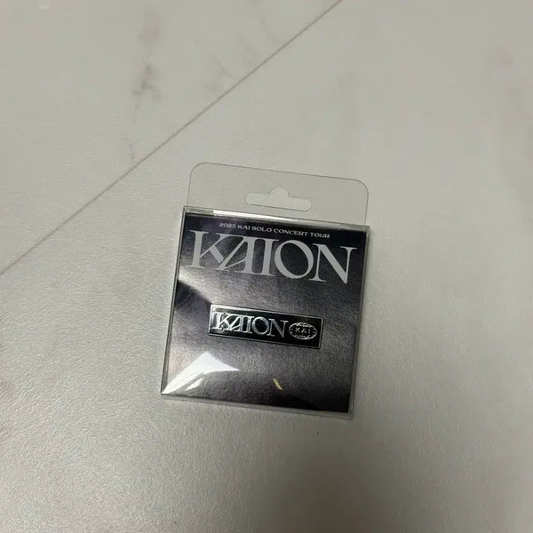 [BUNJANG] KAI KAI'S THE GANG 2024 Merchandise Kai Badge / 카이 앙콘 엠디 카이온 뱃지