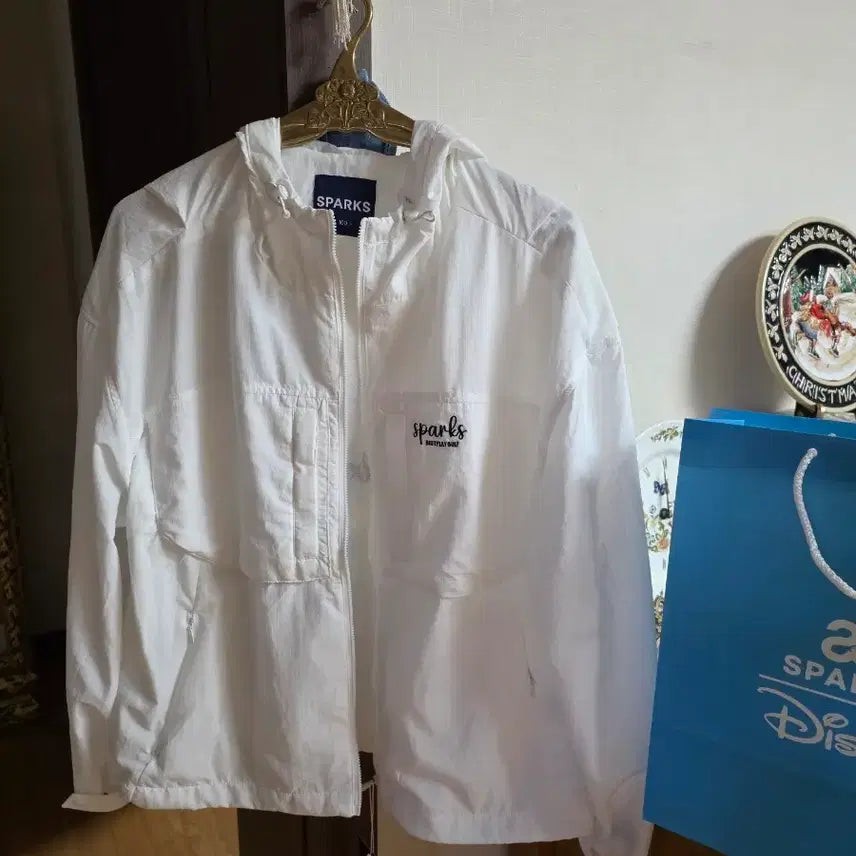 [BUNJANG] Disney Golf Women's Windbreaker White Size 100 / 디즈니 골프 여성 바람막이 100 새상품