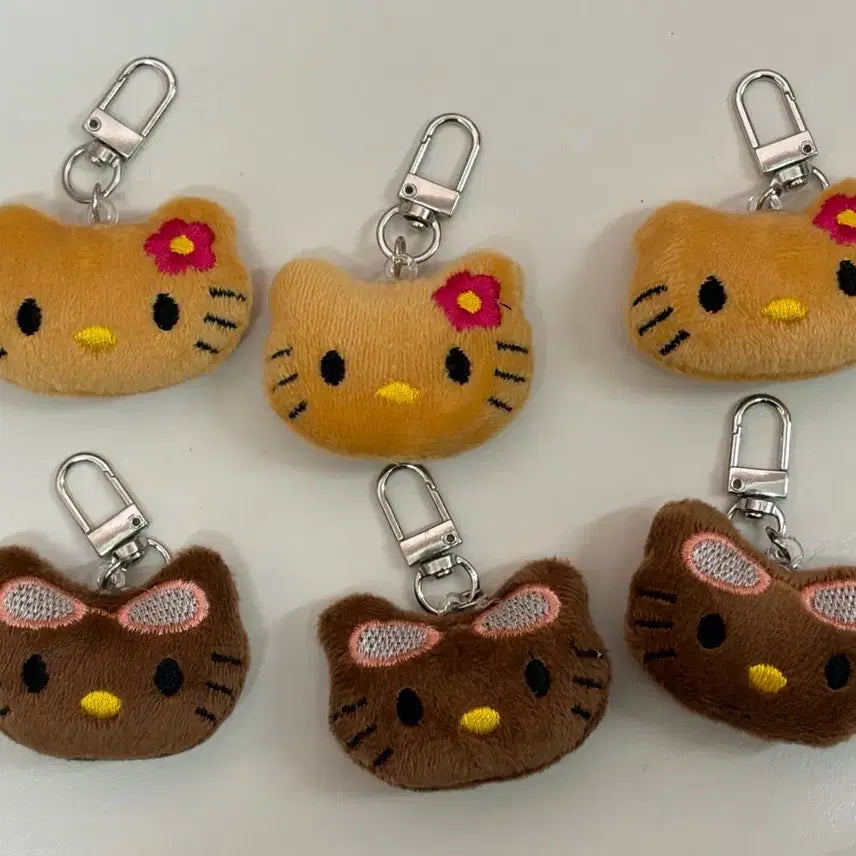 [BUNJANG] Tanning Kitty Face Keychain / 태닝키티 페이스 키링