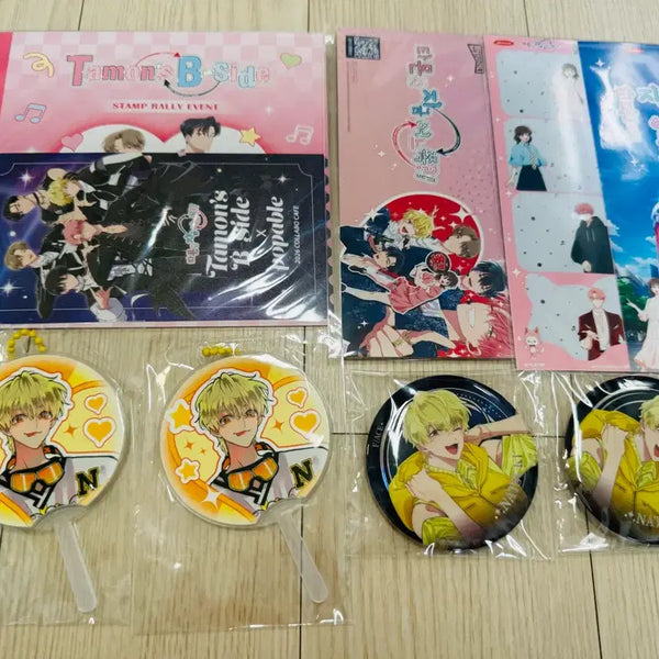 [BUNJANG] Popable Natsuki Can Badge + Bonus Keyring Bundle Set / 타몬군 지금어느쪽 나츠키 캔뱃지+특전키링 2세트 일괄 오픈티켓 덤