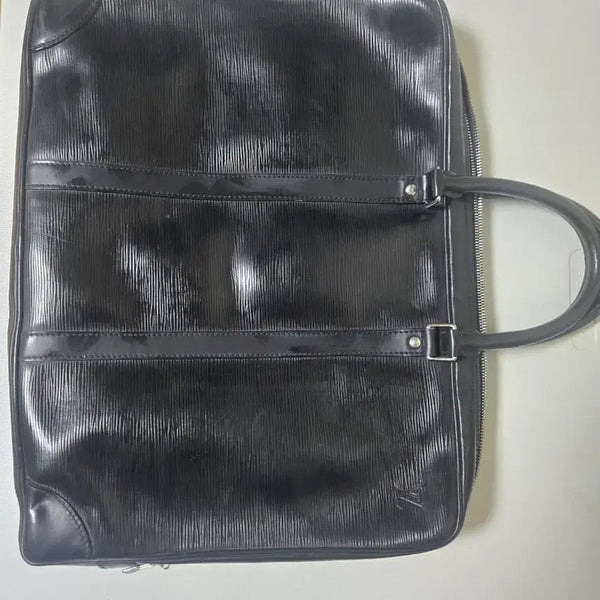 [BUNJANG] Louis Vuitton Epi Leather Bag Black / 루이비통 에피 가방 블랙