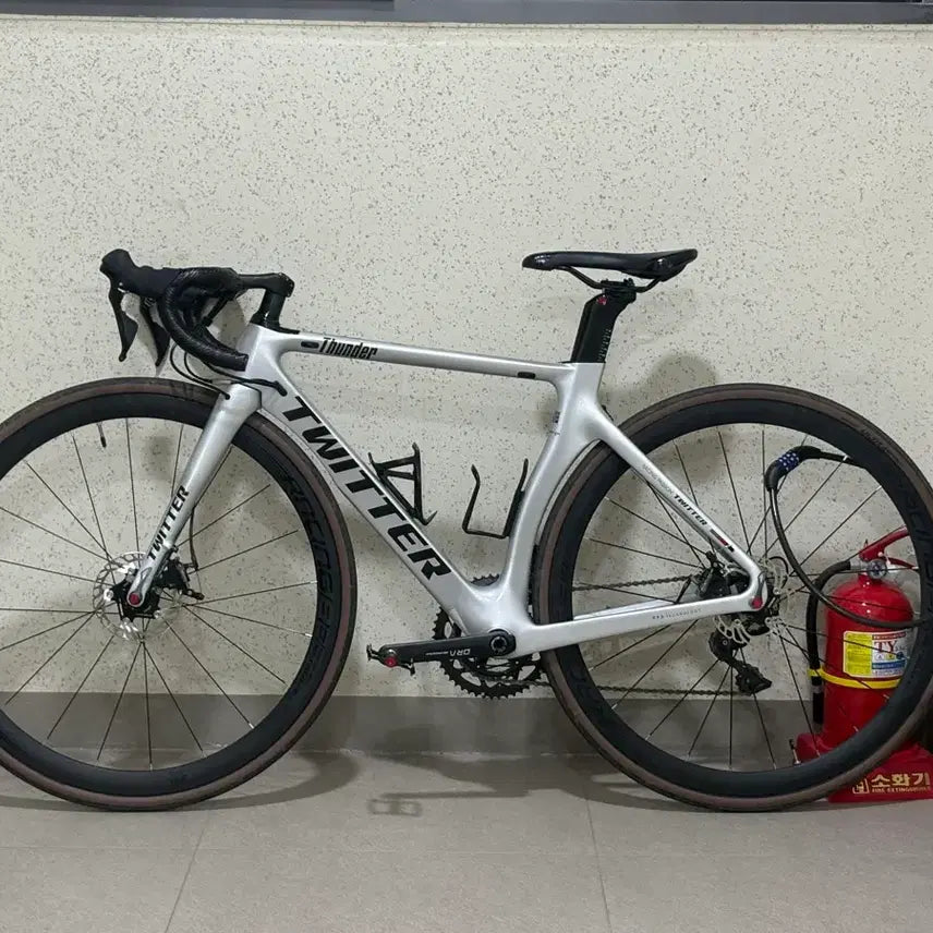 [BUNJANG] Thunder Carbon 105 Road Bike / 트위터 썬더 카본 105 로드 (판매중)