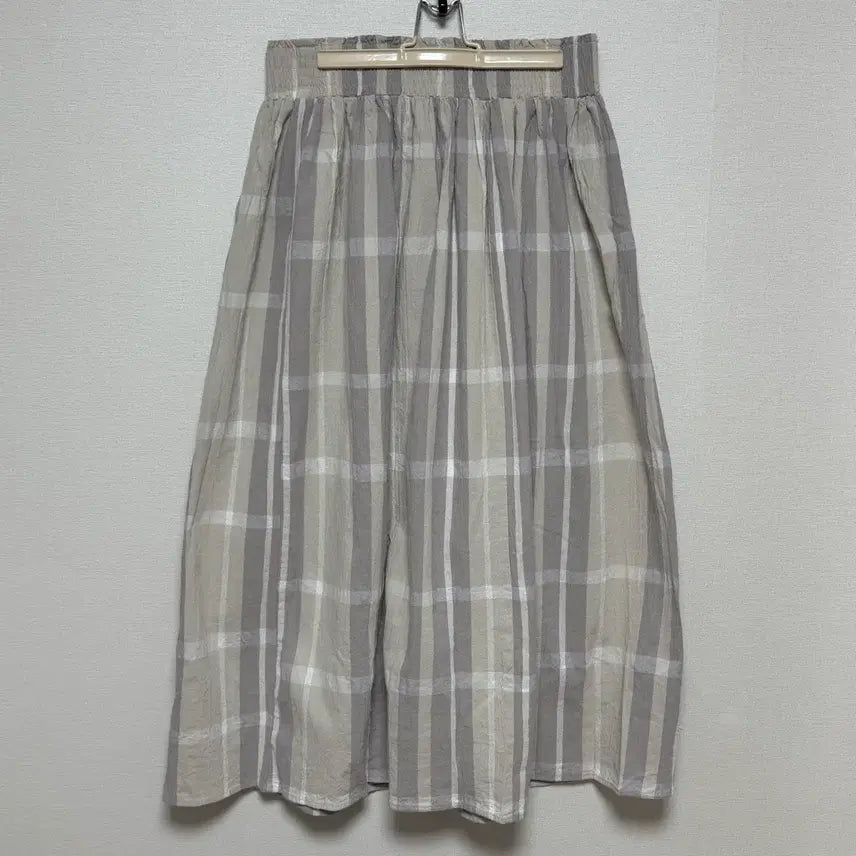 [BUNJANG] Mori Check Pattern Long Skirt Beige/Grey / 모리 체크무늬 롱 스커트 베이지/그레이