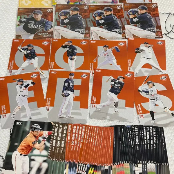 [BUNJANG] Hanwha Eagles 2026 KBO Card Bundle (Victory Charm + Holo Parallel) / 2026 KBO 카드 한화이글스 일괄 (승리부적+홀로패러렐)
