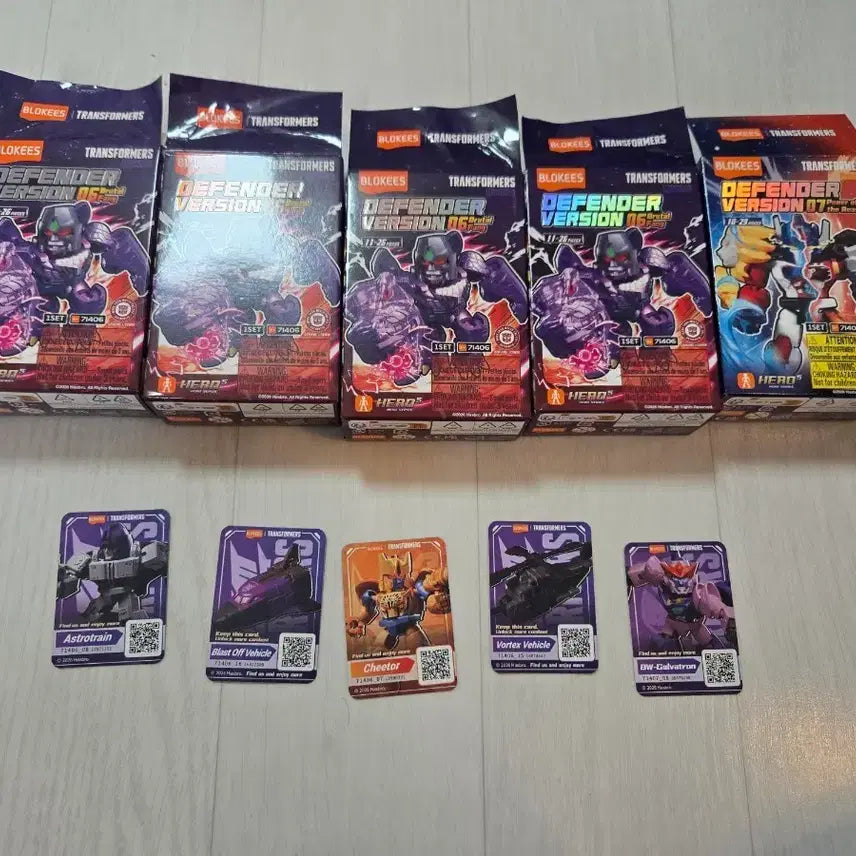[BUNJANG] Blocki Defender Series 6 & 7 Bundle (5 Units) / 블로키 디펜더 6,7 일괄 판매(5개)