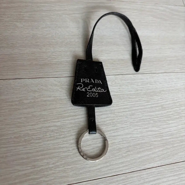 [BUNJANG] Prada Re-Edition 2005 Keychain / 프라다 Re-Edition 2005 키링