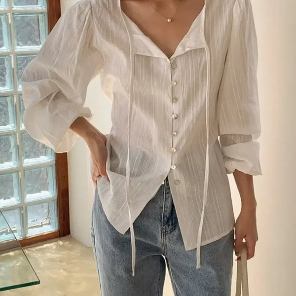 [BUNJANG] Real Coco Haein Mother of Pearl Button Blouse / 리얼코코 헤인 자개 단추 블라우스