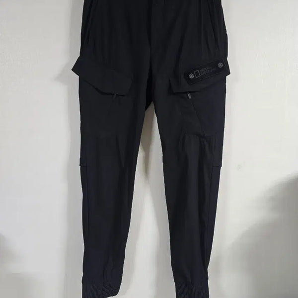[BUNJANG] National Geographic Cargo Pants Black Size 71 / 내셔널 지오그래픽 카고 팬츠 블랙 71