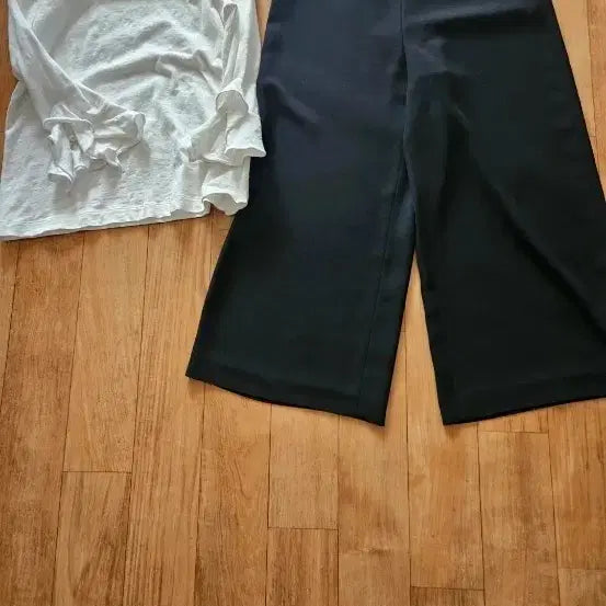 [BUNJANG] Ozsecon Frill Blouse & Sisley Wide Pants Set / 오즈세컨 +시슬리세트 럭키슈에뜨 듀엘 시스템 보브 에고이스트