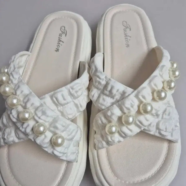 [BUNJANG] Pearl Embellished Women's Slippers / 여성 진주 슬리퍼