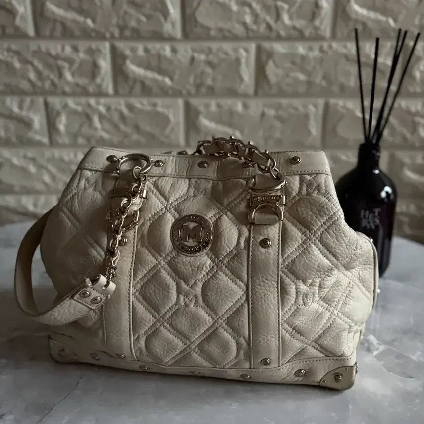 [BUNJANG] MCM Quilting Chain Bag / 메트로시티 퀼팅 체인백