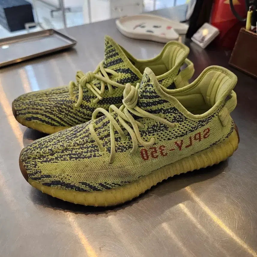 [BUNJANG] Yeezy Boost 265 Shoes / 이지부스터 265  10번