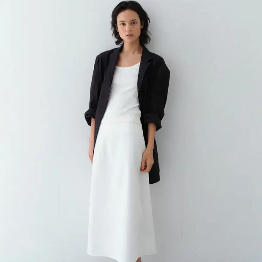 [BUNJANG] Shop Letter Peta Long Skirt White / 샵레터 페타 롱 스커트 Peta long skirt (white)