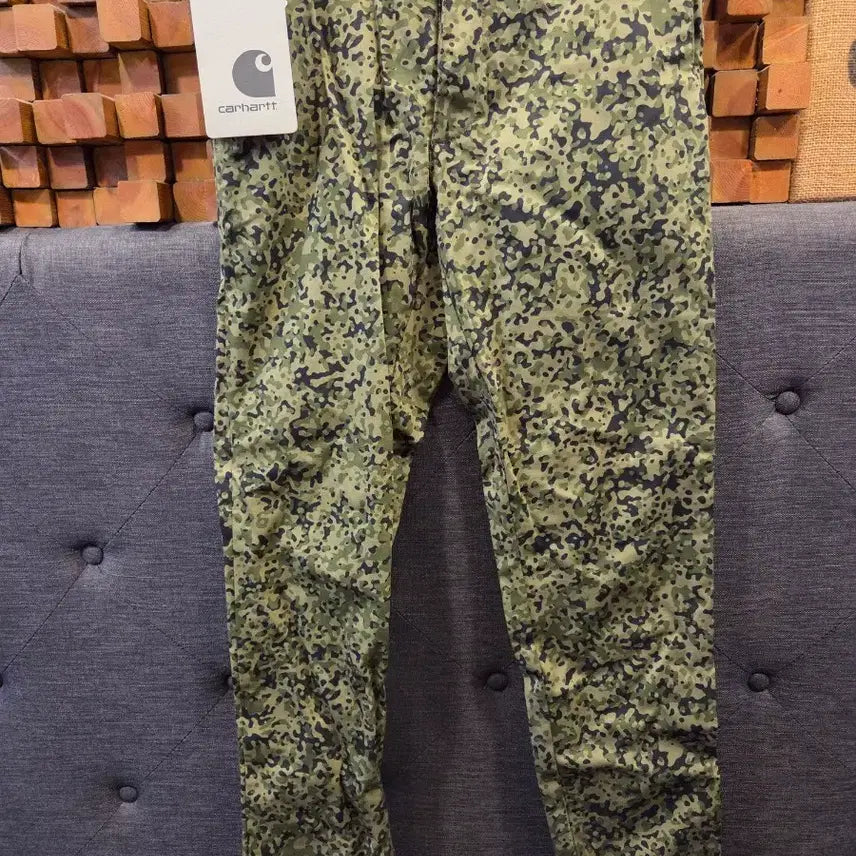 [BUNJANG] Carhartt WIP Camo Pattern Cotton Pants / 칼하트 wip 카모 패턴
