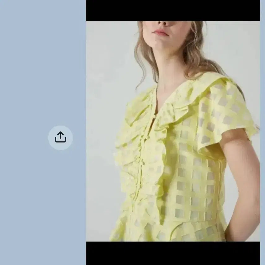 [BUNJANG] O'2nd Check Organza Silk Blend Ruffle Blouse / O'2nd.  체크오간자실크혼방프릴 블라우스.55