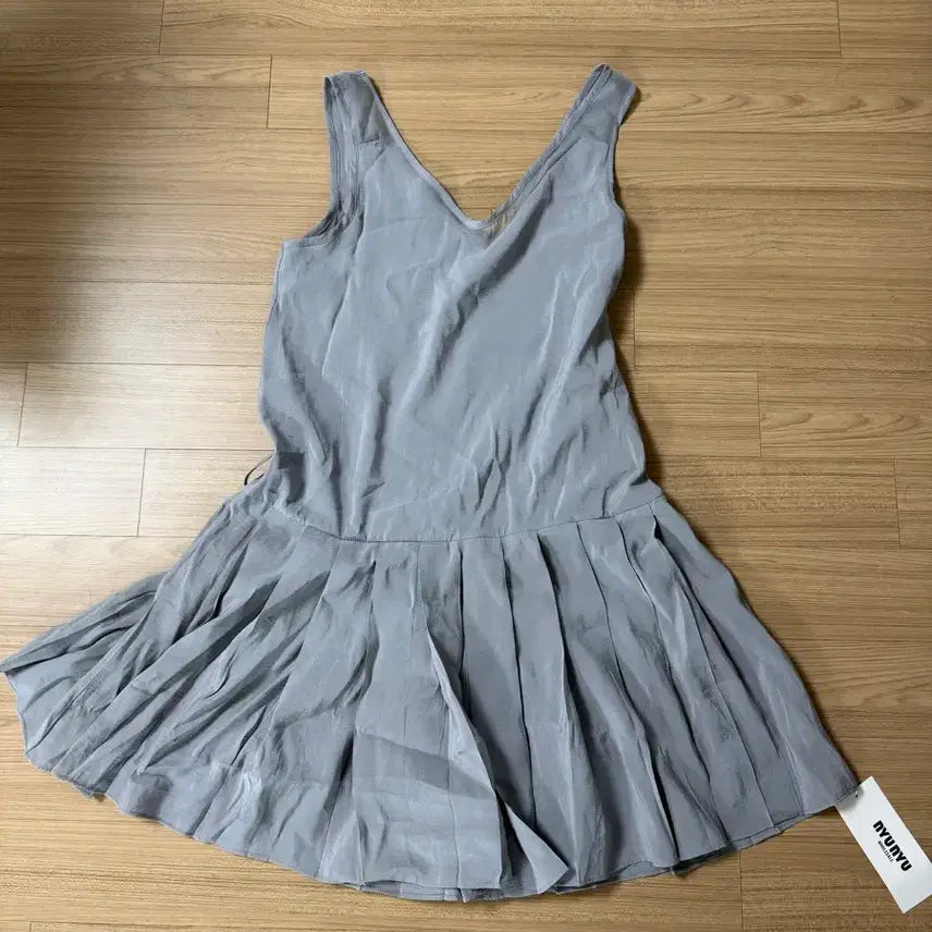 [BUNJANG] Newnew Charcoal Dress / 뉴뉴 차콜색 원피스