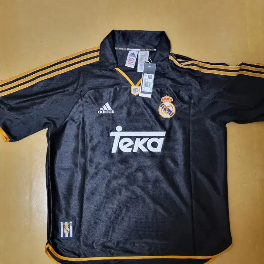 [BUNJANG] Real Madrid 99/00 Roberto Carlos Official Reissue Jersey / 레알마드리드 99/00 리이슈 카를로스 새상품