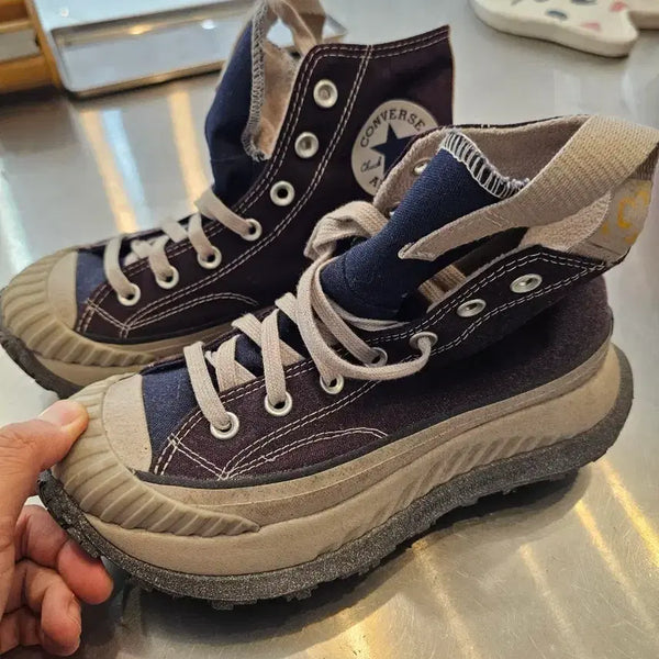 [BUNJANG] Converse High Platform Sneakers (240mm) / 35번 컨버스 240