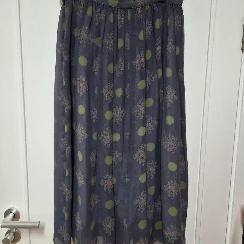 [BUNJANG] Kim Heeja Boutique Dot Flower Pattern Long Skirt / 김희자 부티끄  도트 플라워 패턴 롱 스커트