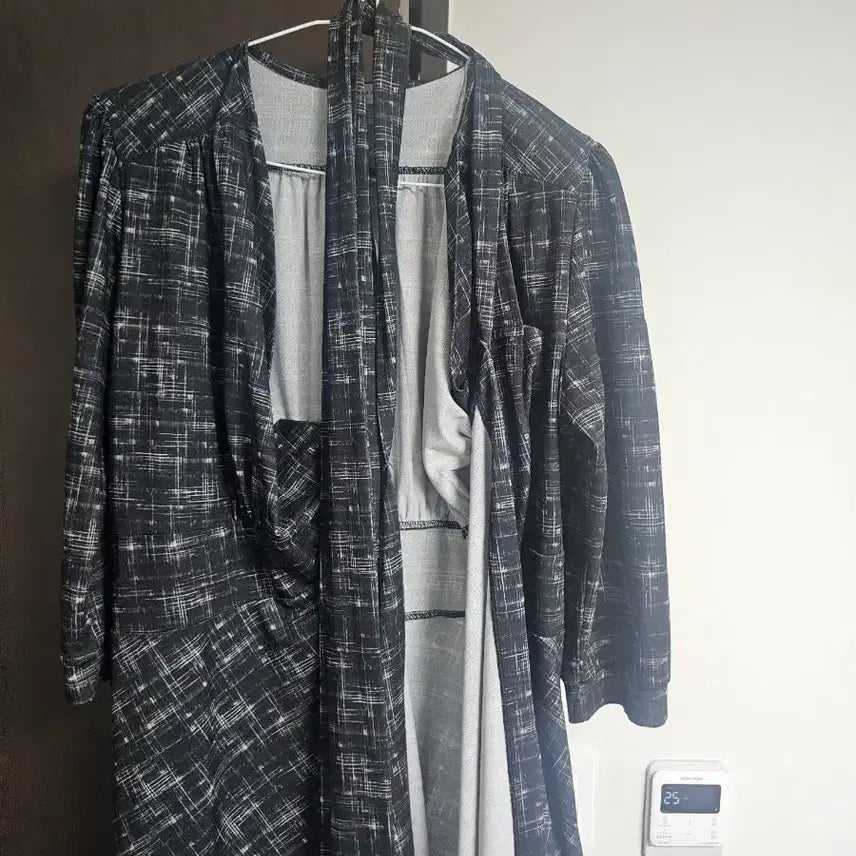 [BUNJANG] Charlotte Boutique Light Tweed Wrap Dress Size L Short Length / 샬롯부띠끄 라이크트위드랩원피스 L사이즈 숏기장