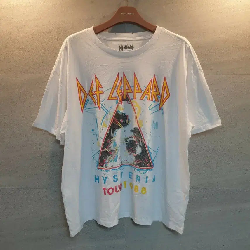 [BUNJANG] Def Leppard Hysteria Tour 1988 T-Shirt / 데프 레퍼드. Hysteria Tour 1988 반팔 티셔츠.