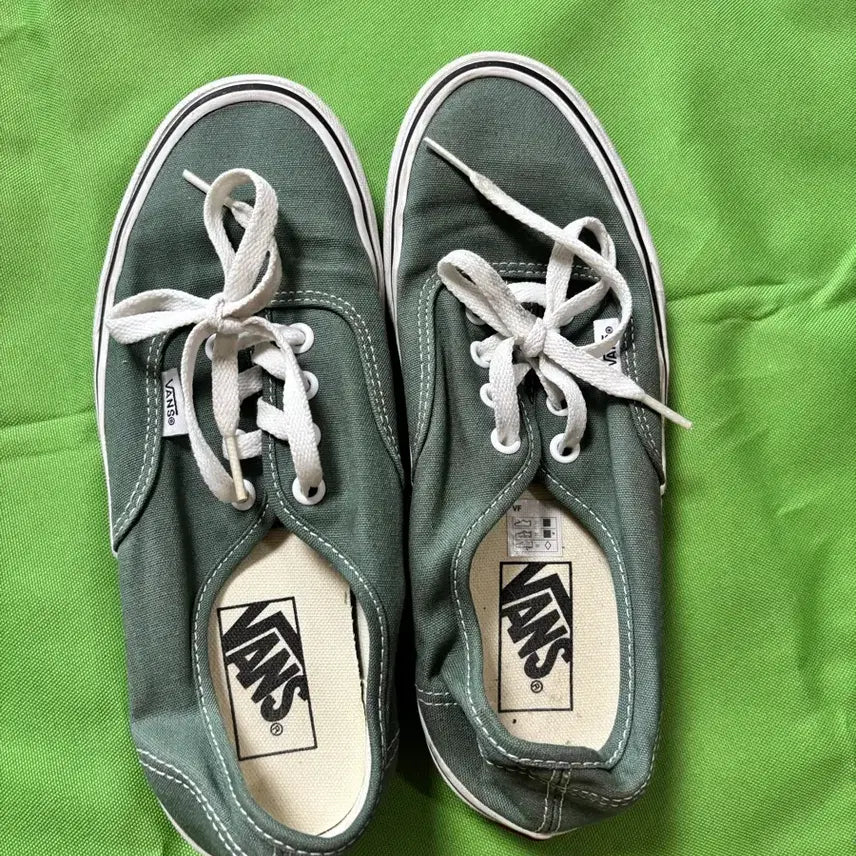 [BUNJANG] Vans Sneakers Size 240 / 반스신발 240