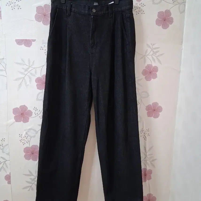 [BUNJANG] Musinsa Standard Men's One-Tuck Wide Black Denim Jeans / 무신사스탠다드 남성원턱와이드데님