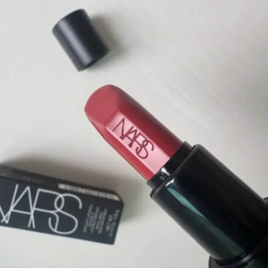 [BUNJANG] NARS Audacious Lipstick - Nooralize 825 / 나노 노스트링스 825번 립스틱 판매