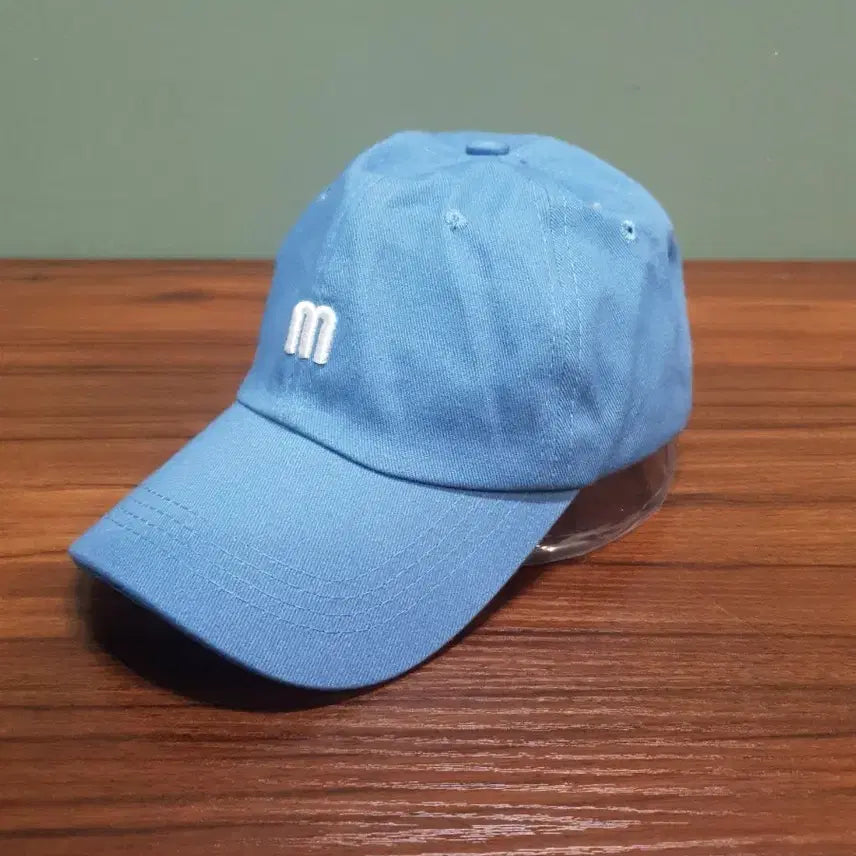 [BUNJANG] Embroidered Baseball Cap - Sky Blue / White / 볼캡 하늘색 / 흰색 m 자수