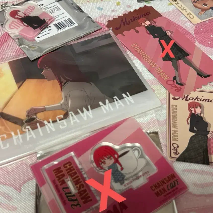 [BUNJANG] Chainsaw Man Makima Acrylic Keychain & Panel Set / 체인소맨 콜라보카페  마키마 아크릴 키링  아크릴패널