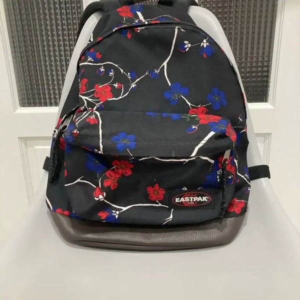 [BUNJANG] Eastpak Backpack / EASTPAK 이스트팩 백팩