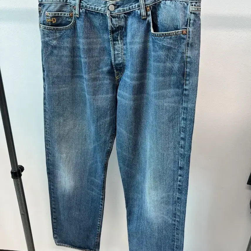 [BUNJANG] Gucci Washed Straight Leg Jeans / 40) 구찌 중청 워싱진