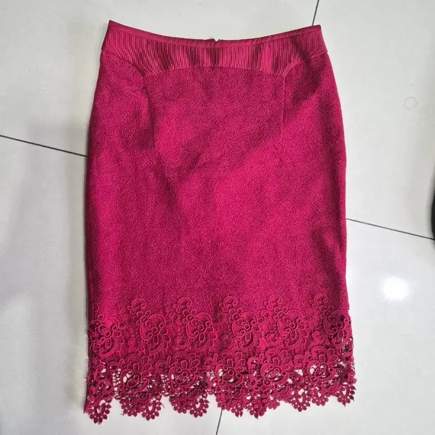 [BUNJANG] Jigott Lace Midi Skirt Red / 지고트 레이스 스커트