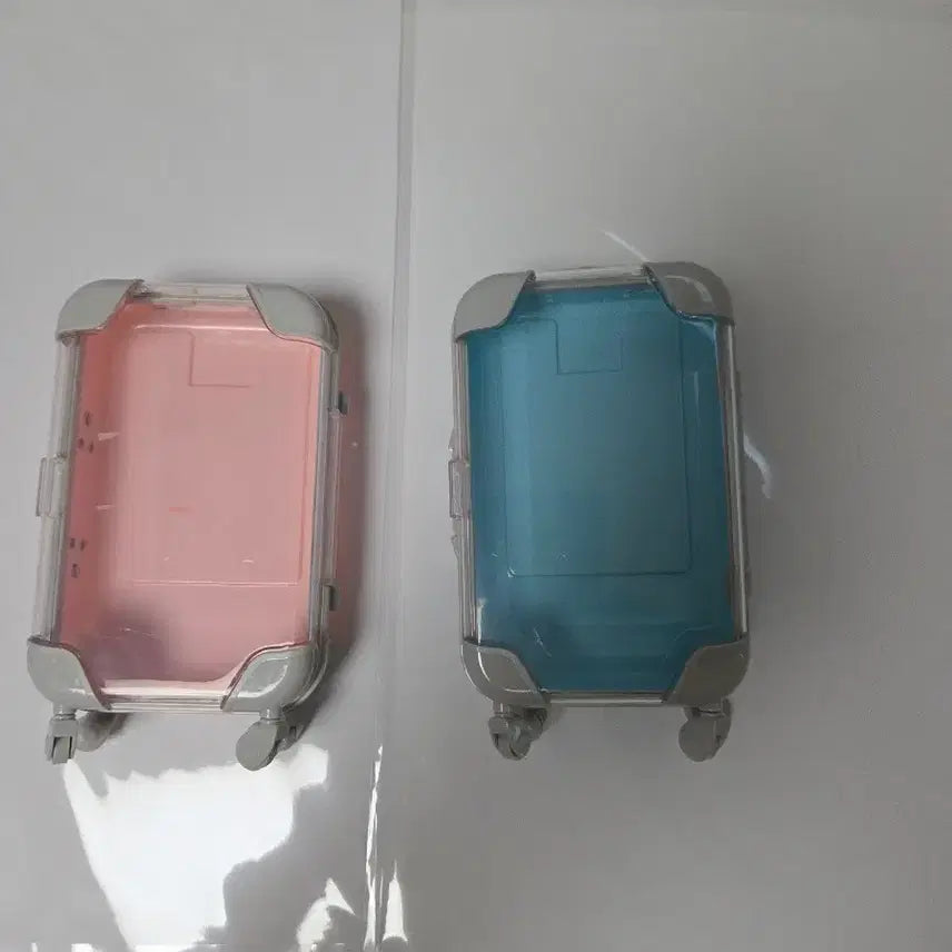 [BUNJANG] Daiso Carrier Shaped Storage Box (Pink Contamination) / (일괄, 핑크 오염유의) 다이소 캐리어 모양 보관함 소품